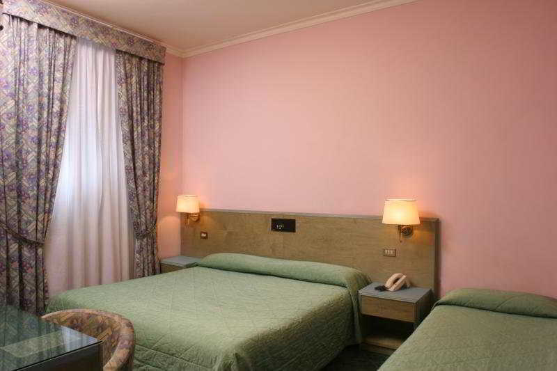 Hotel Argentina Рим Екстер'єр фото
